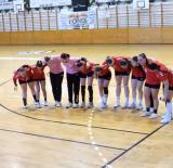 Kikaptak a kézis lányok… 